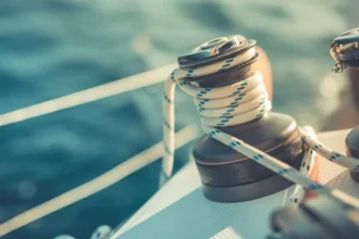 Yacht Charter Etiquette: Essential Guidelines for Guests